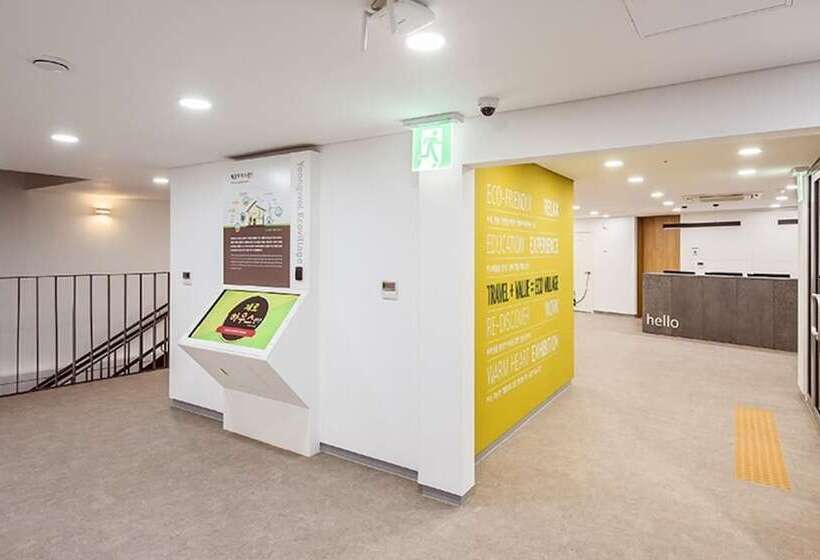 פנסיון Yongwol Eco Village Youth Hostel