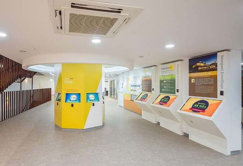 פנסיון Yongwol Eco Village Youth Hostel