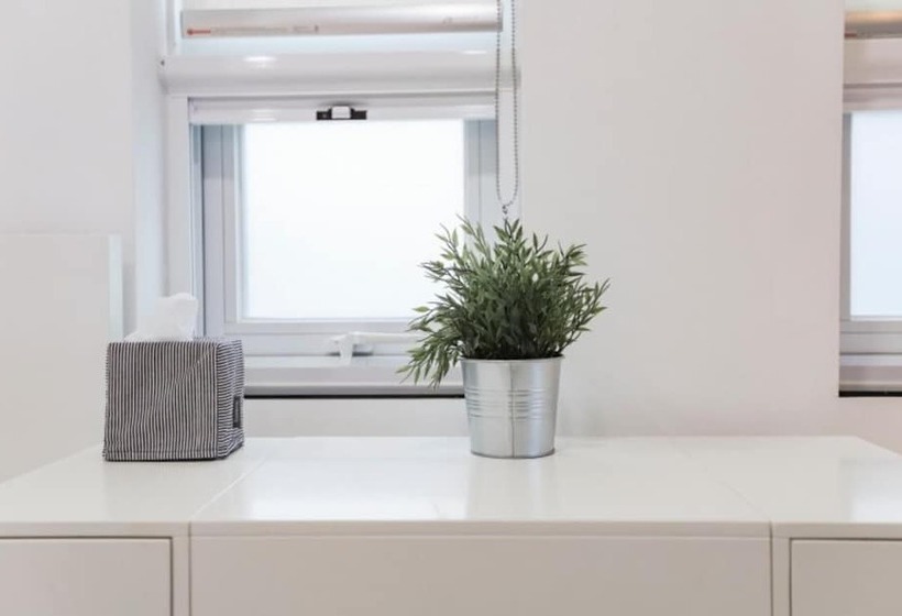 Geojedo N White Pension