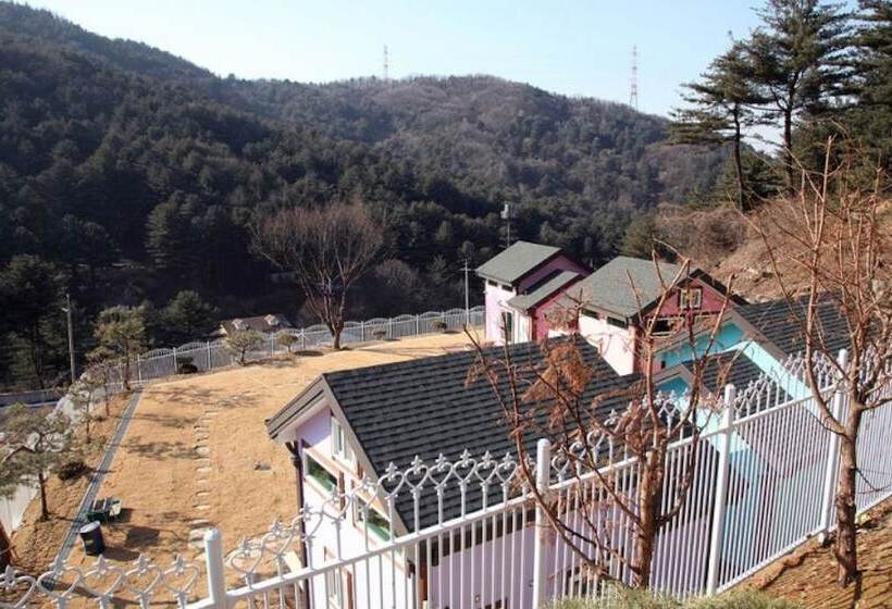 Pocheon Heal Forest Pension