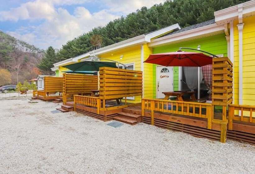 Pocheon Lemon Tree Pension