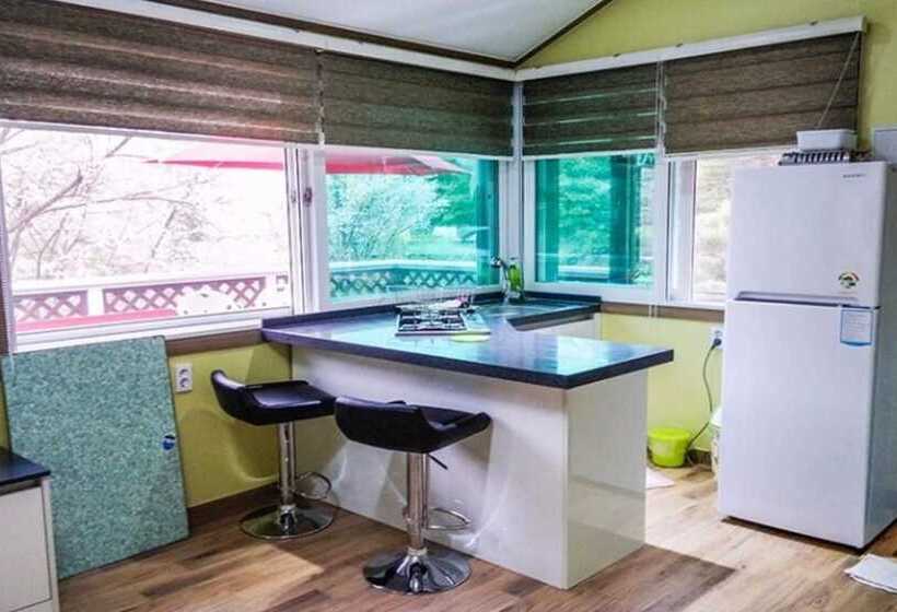 Pocheon Star Sky Pension