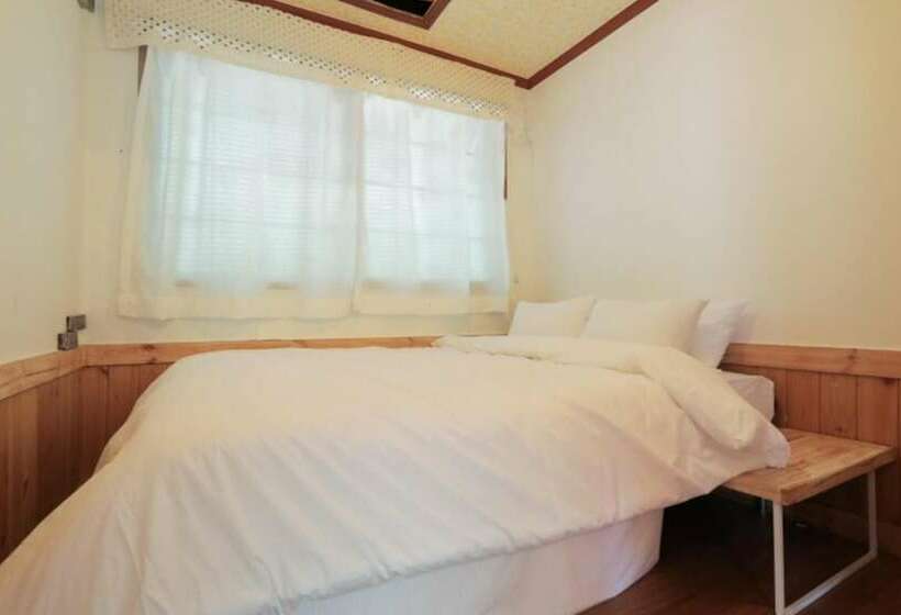 Pocheon Vincent House Pension