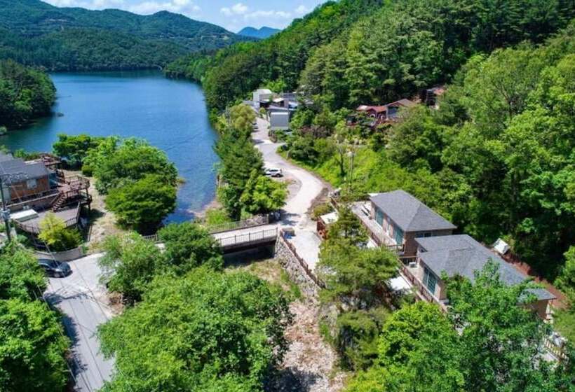 Pocheon Vincent House Pension