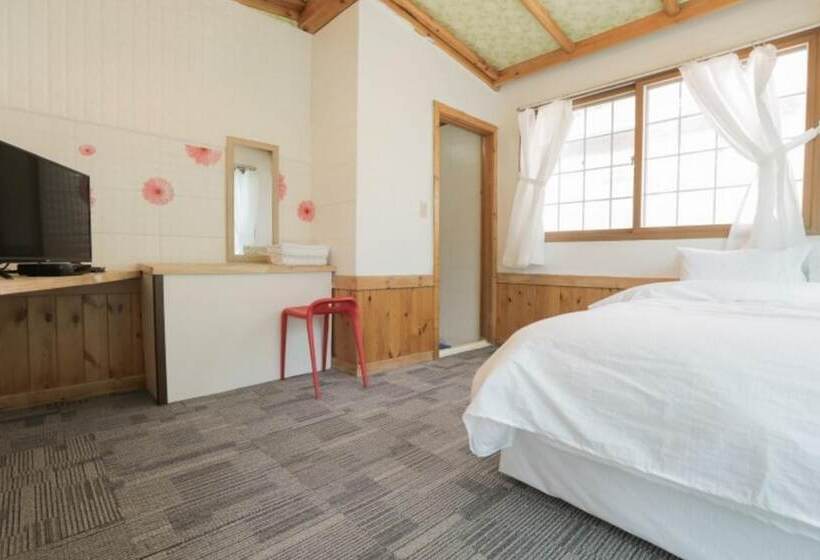 Pocheon Vincent House Pension