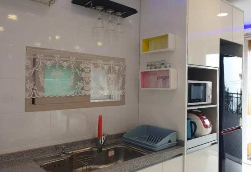 膳宿费 Pohang Blue Hill Pool Villa