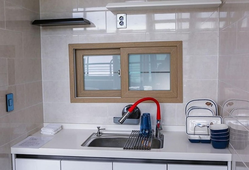 膳宿费 Pohang Blue Hill Pool Villa