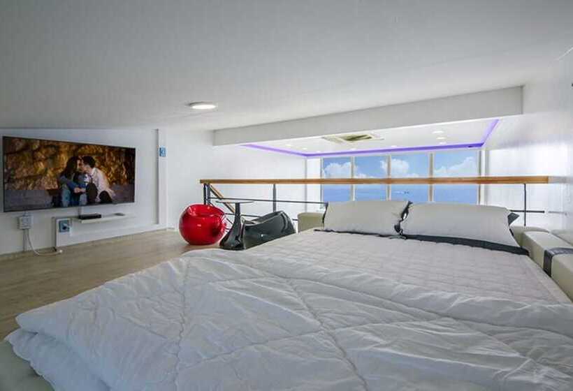 膳宿费 Pohang Blue Hill Pool Villa