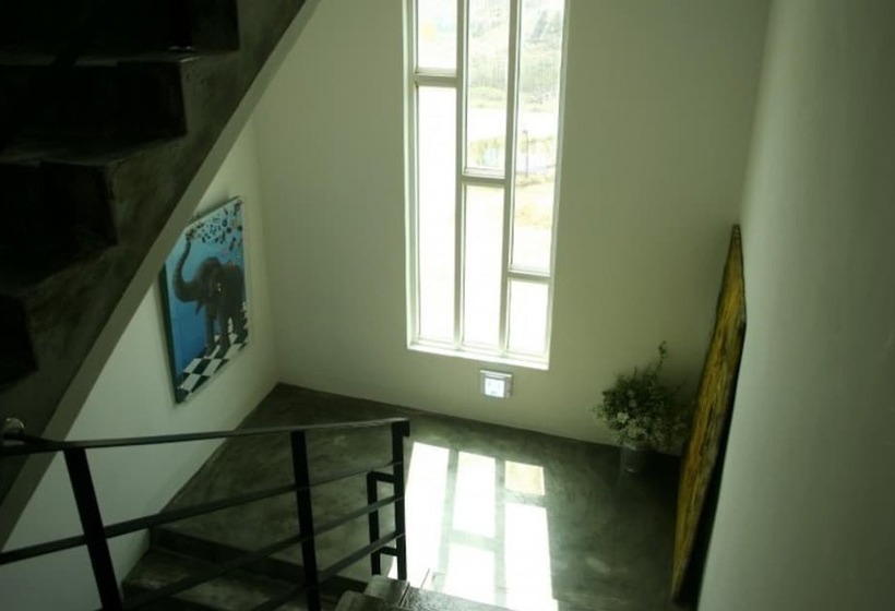 Pohang Hwajin Beach Pension