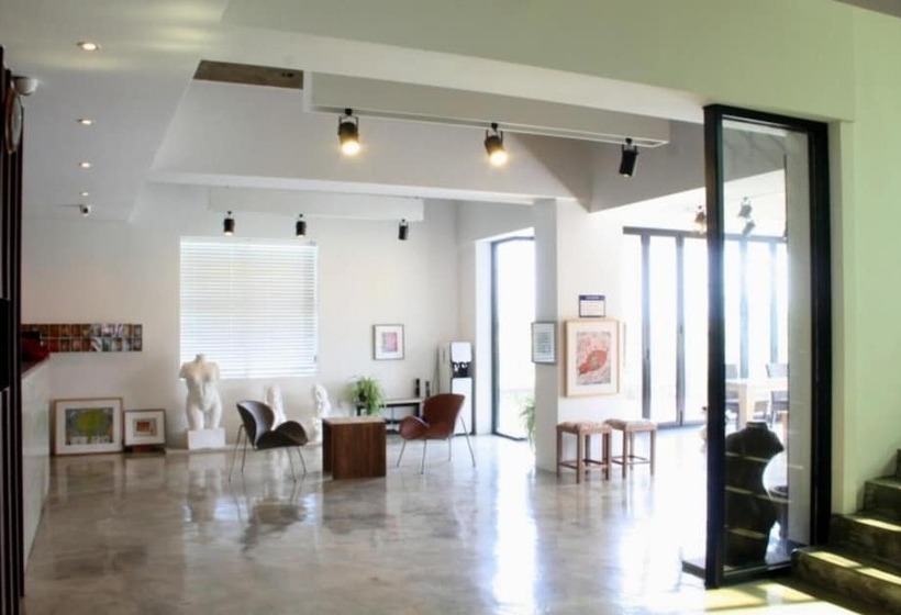 Pohang Hwajin Beach Pension