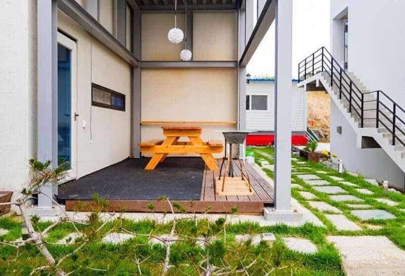 Pohang Sea And Bamboo Pension