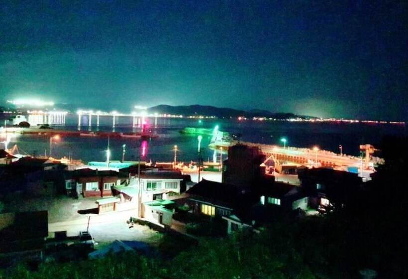 Pohang Sea And Bamboo Pension