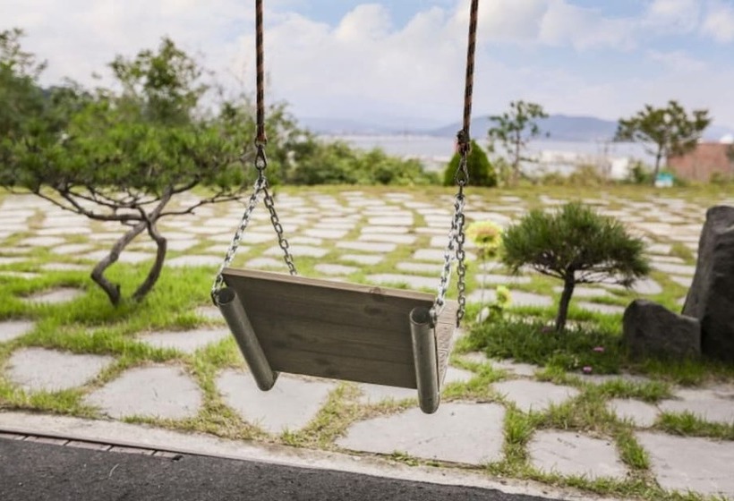 Pohang Sea And Bamboo Pension