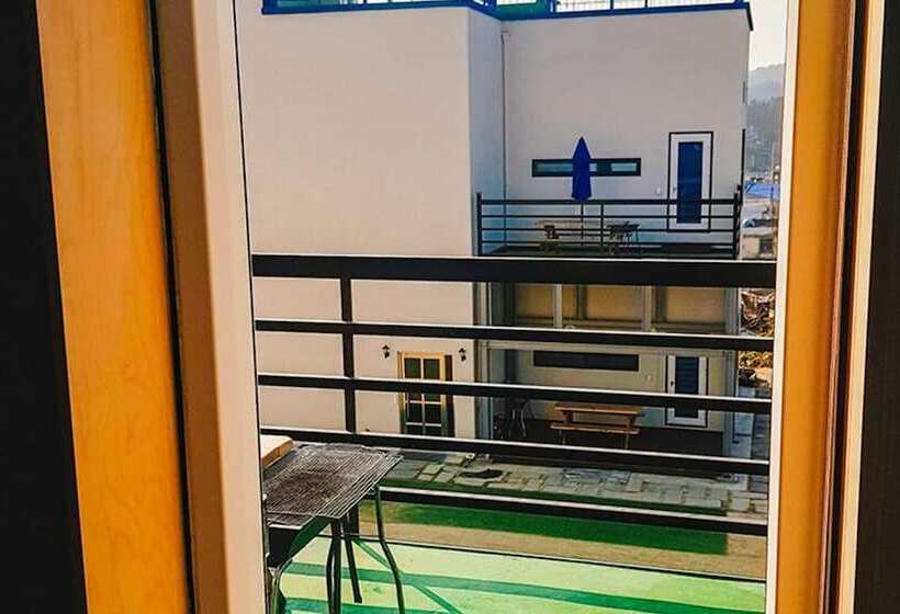 Pohang Sea And Bamboo Pension