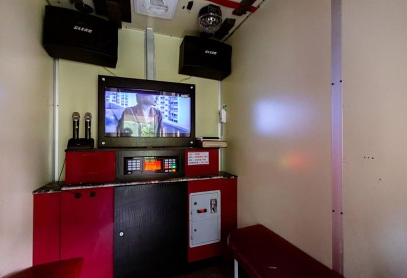 Pyeongchang Healing Hasigae Dog Pension