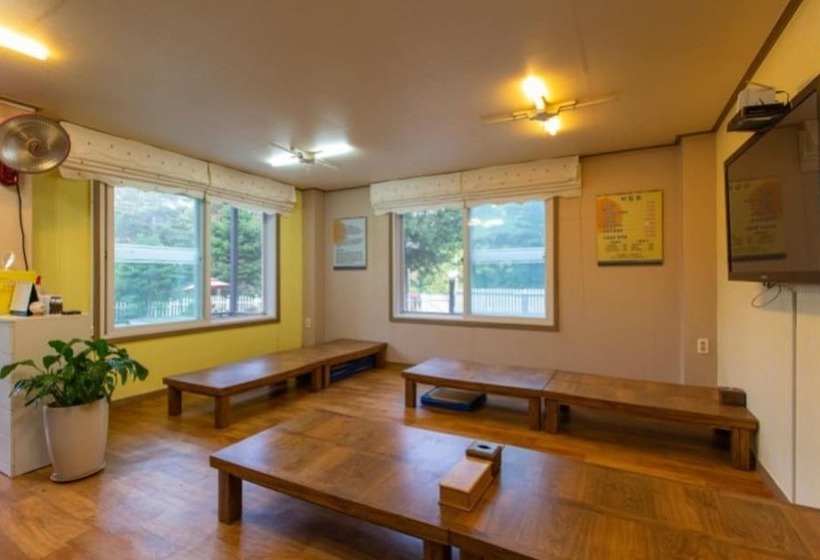 Pyeongchang Healing Hasigae Dog Pension