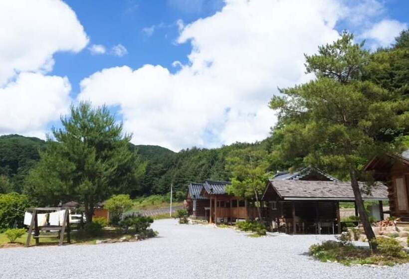 Pyeongchang Hwangtogudeulmaeul Pension