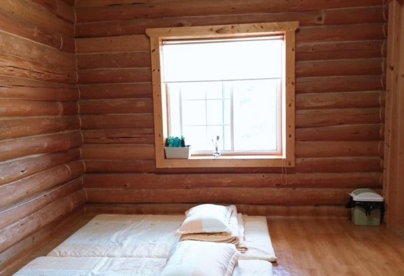 Pyeongchang Hwangtogudeulmaeul Pension