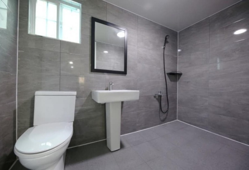 Gapyeong Green Star Pension Remodeling, Spa