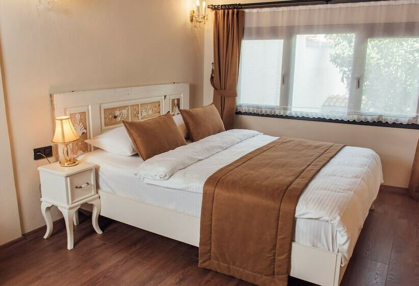 Sakli Tas Konak Otel