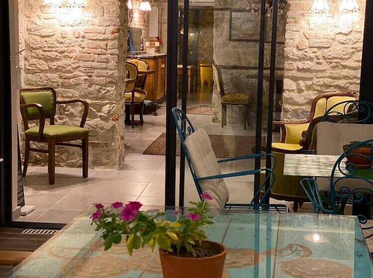 Sakli Tas Konak Otel