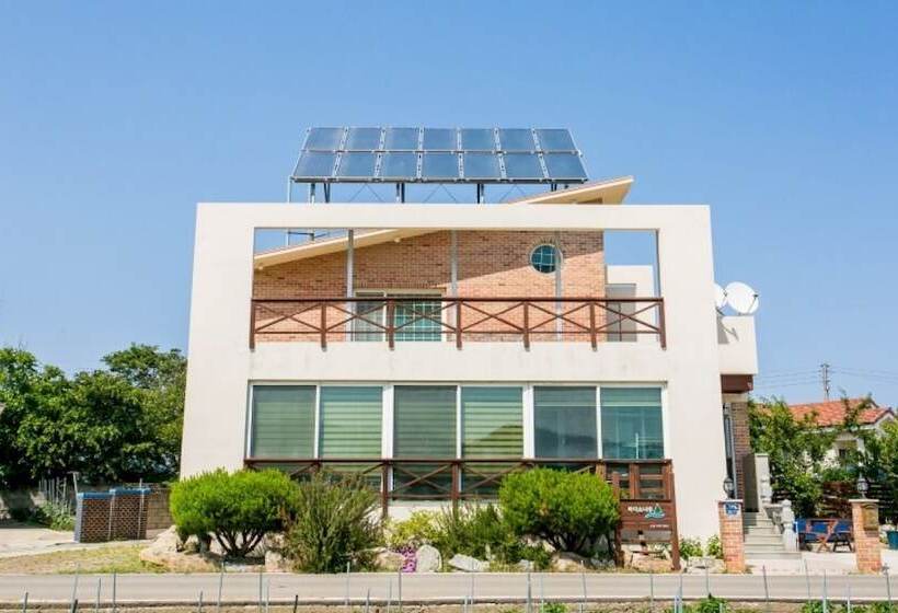 Samcheok Bada Sonamu Pension