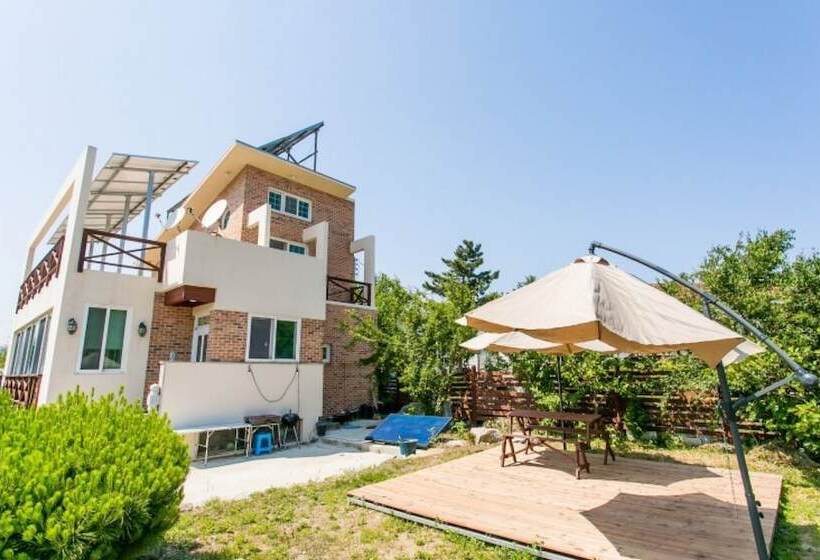 Samcheok Bada Sonamu Pension