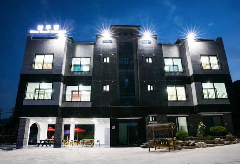 Samcheok Blue Pearl Pension