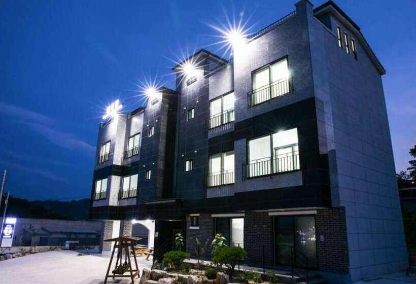 Samcheok Blue Pearl Pension