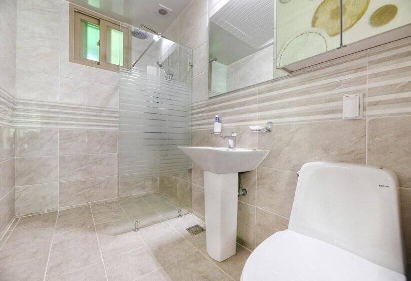 Samcheok Greenhyang Pension