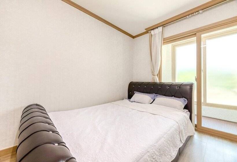 Samcheok Greenhyang Pension