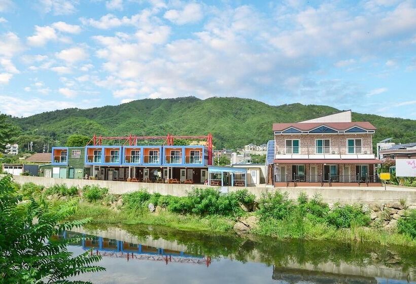 Samcheok Healingcamp Pension