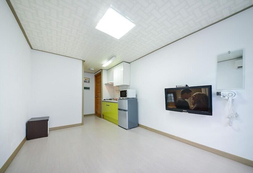 Samcheok Healingcamp Pension