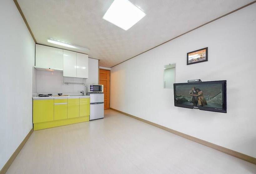 Samcheok Healingcamp Pension