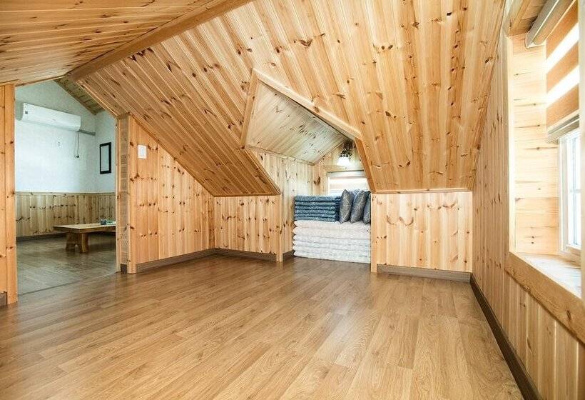 Samcheok Janghobadasoop Pension