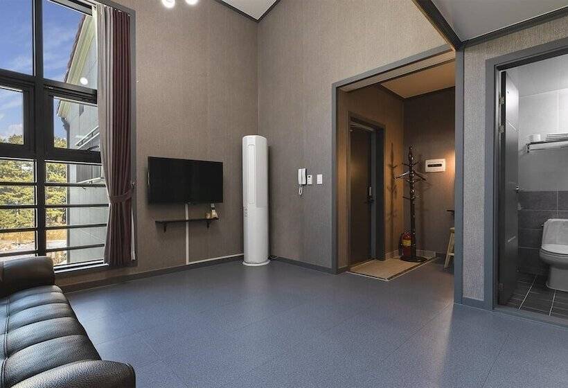 Samcheok Lamer Pension