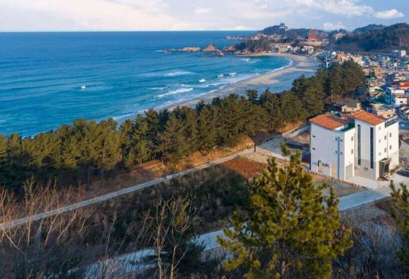 Samcheok View Of Sea Pension