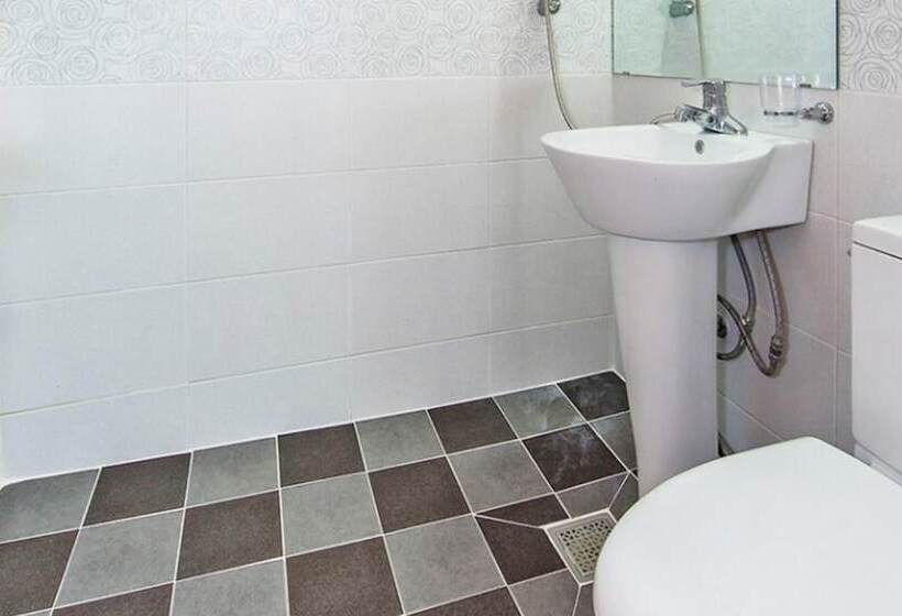 Sancheong Dolkkotdam Pension