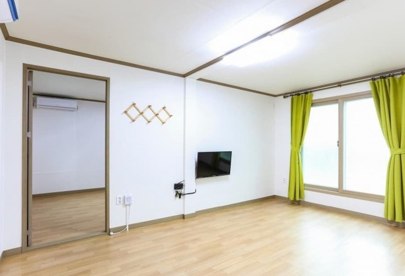 Sancheong Gang Sarang Pension