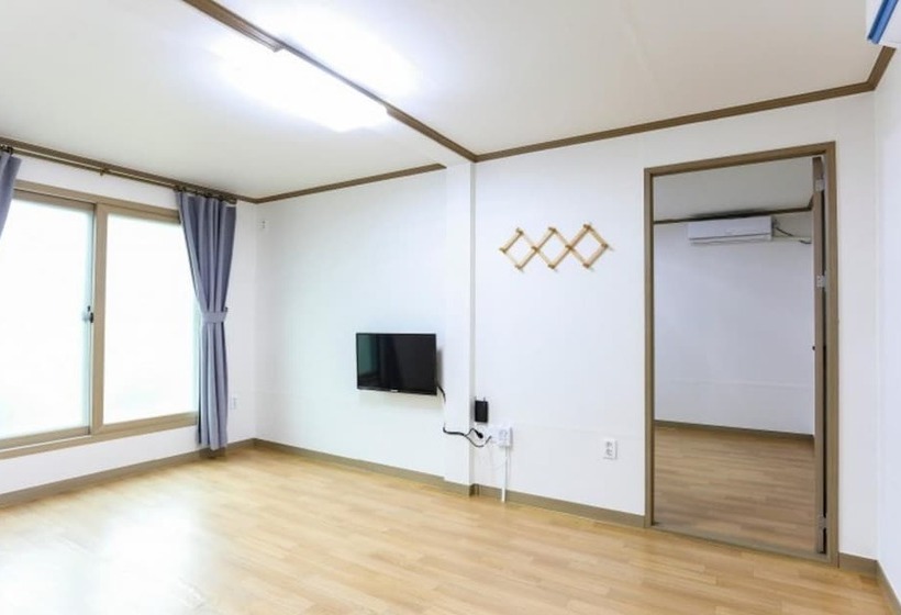 Sancheong Gang Sarang Pension