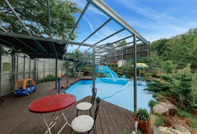 Sancheong Shwim Pension