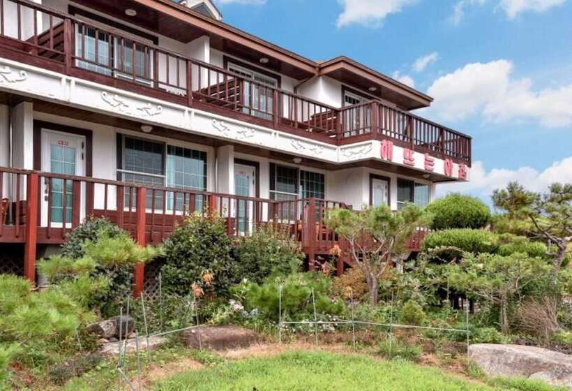 Sancheong Sunrise Morning Pension