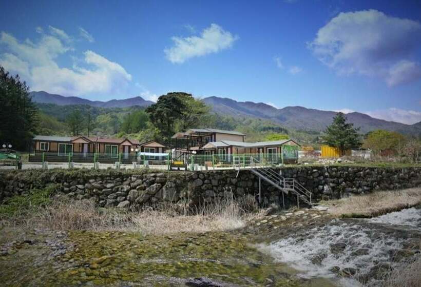 Seongju Morning In The Forest Pension