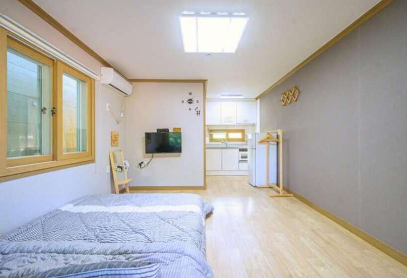 Seongju Morning In The Forest Pension