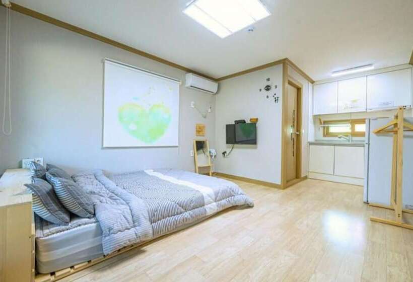 Seongju Morning In The Forest Pension