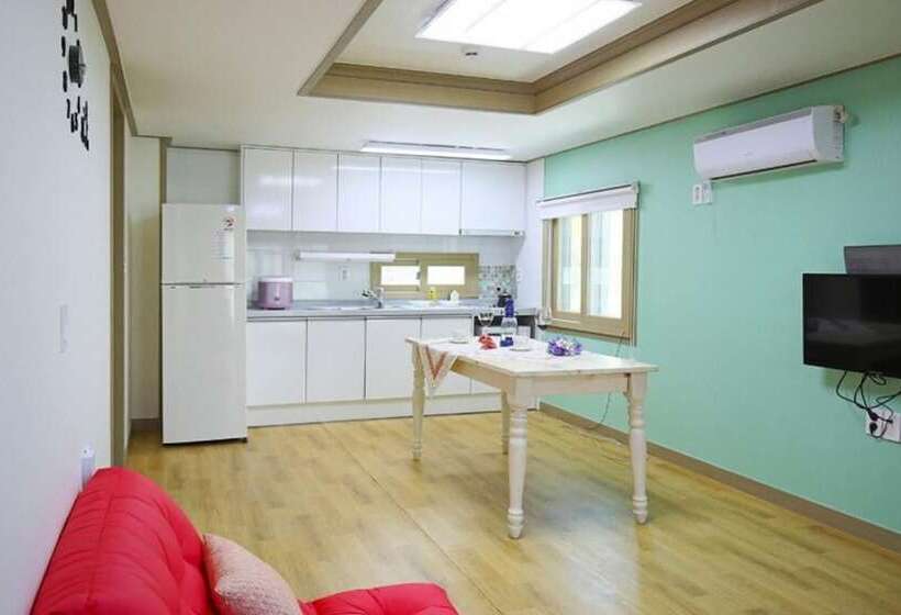 Seongju Morning In The Forest Pension