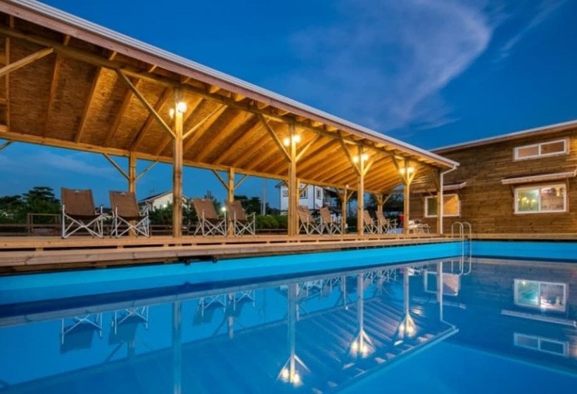 Seosan Badasarang Pension Town