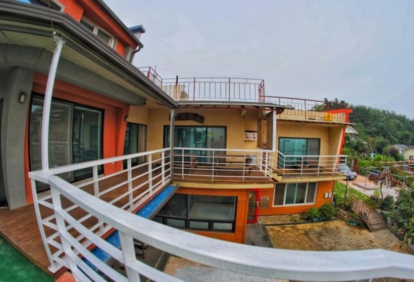 Seosan Solchang Pension