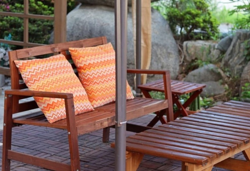 Yeongdeok Sunshine Pension