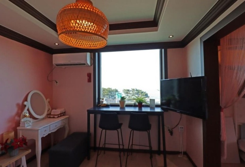 Yeongdeok Sunshine Pension